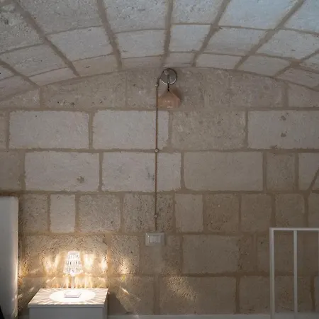 Casa La Zagara Моттола